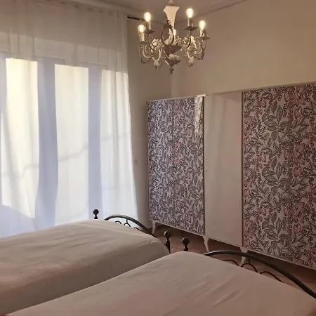 Casa Piero - Villetta Con Giardino Ad Alba *